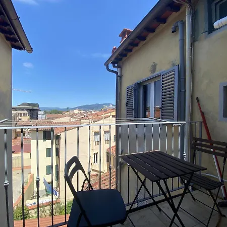 Apartment Faenza Morandi Florence